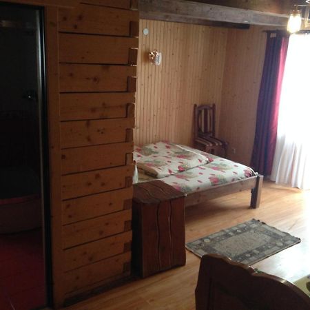 Легенда Карпат Bukovel Bagian luar foto