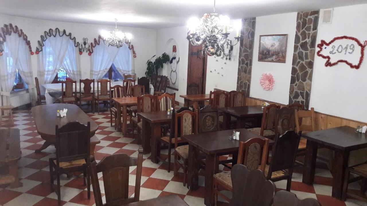 Легенда Карпат Bukovel Bagian luar foto