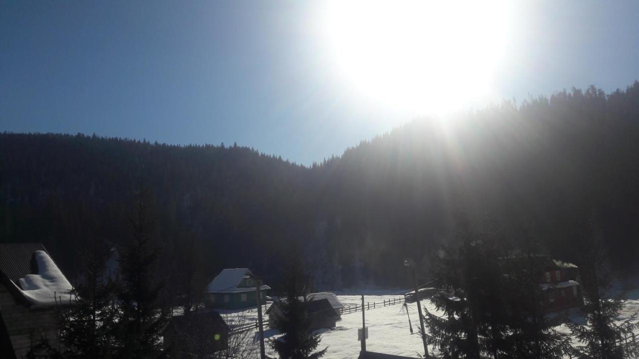 Легенда Карпат Bukovel Bagian luar foto